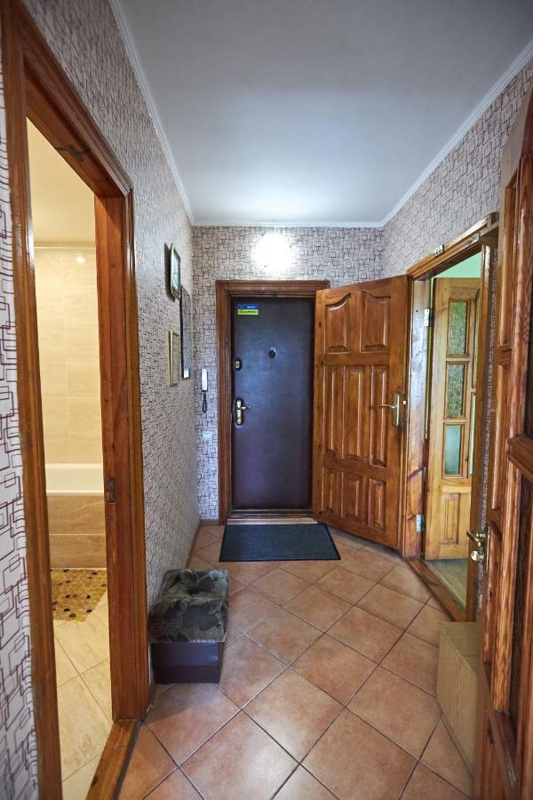 Babylon Apartments On Kievskaya Street Рівне Екстер'єр фото